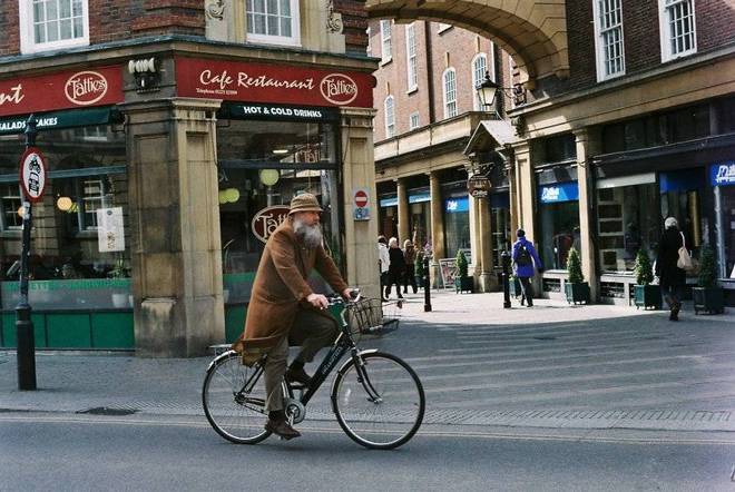 Cyclists of Cambridge 1